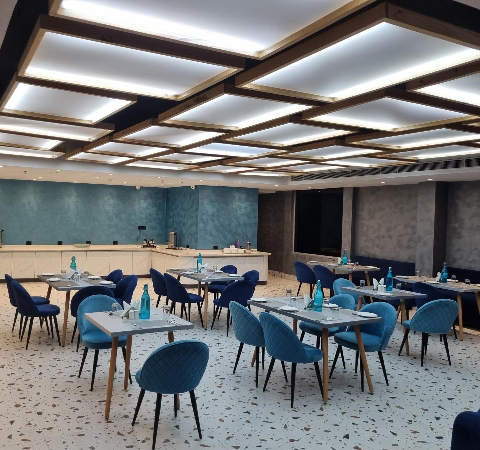 Chinhat Dolphin Club酒店 外观 照片